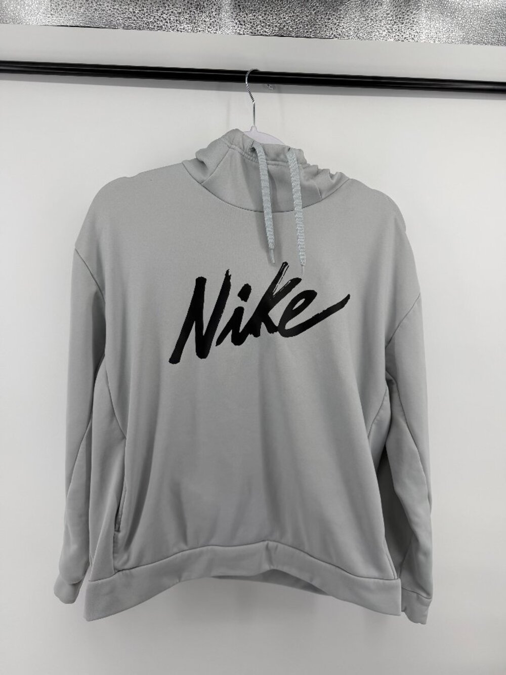 KIDS small Nike hooded Sweatshirt